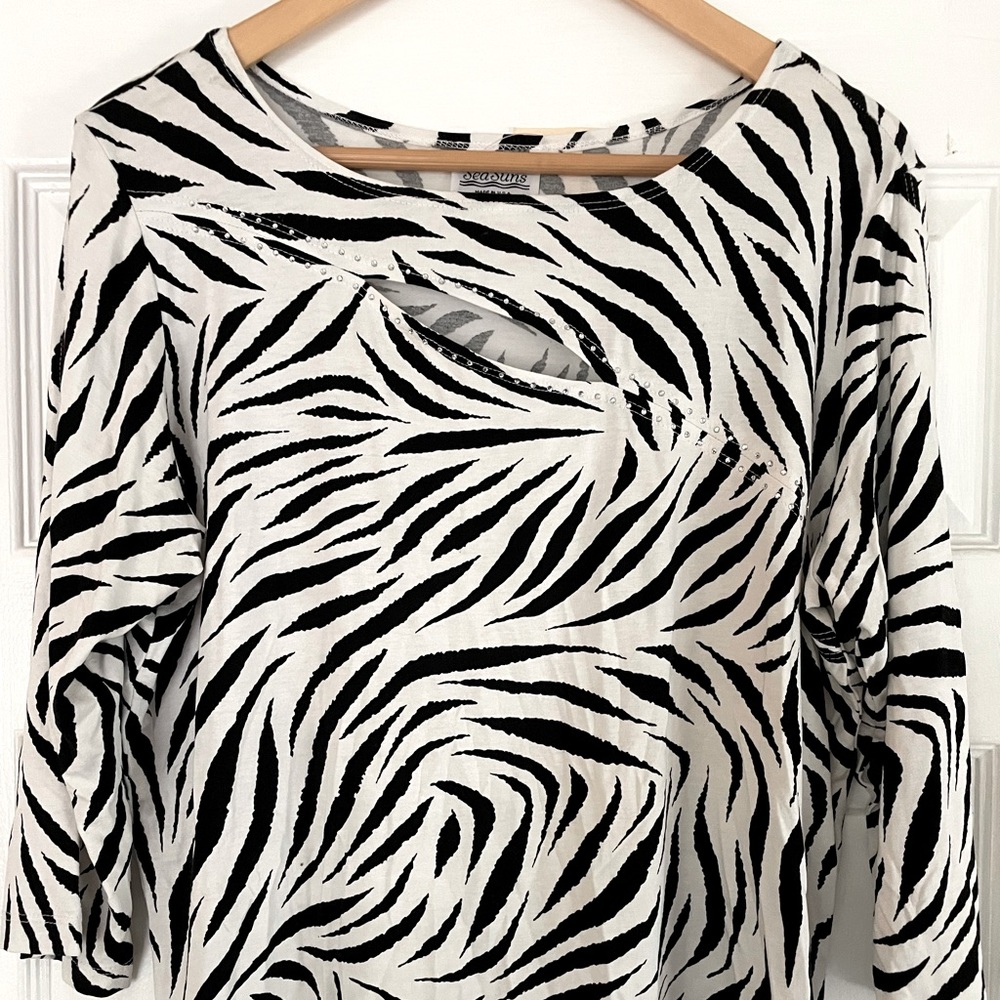 NWT SeaSuns resort top